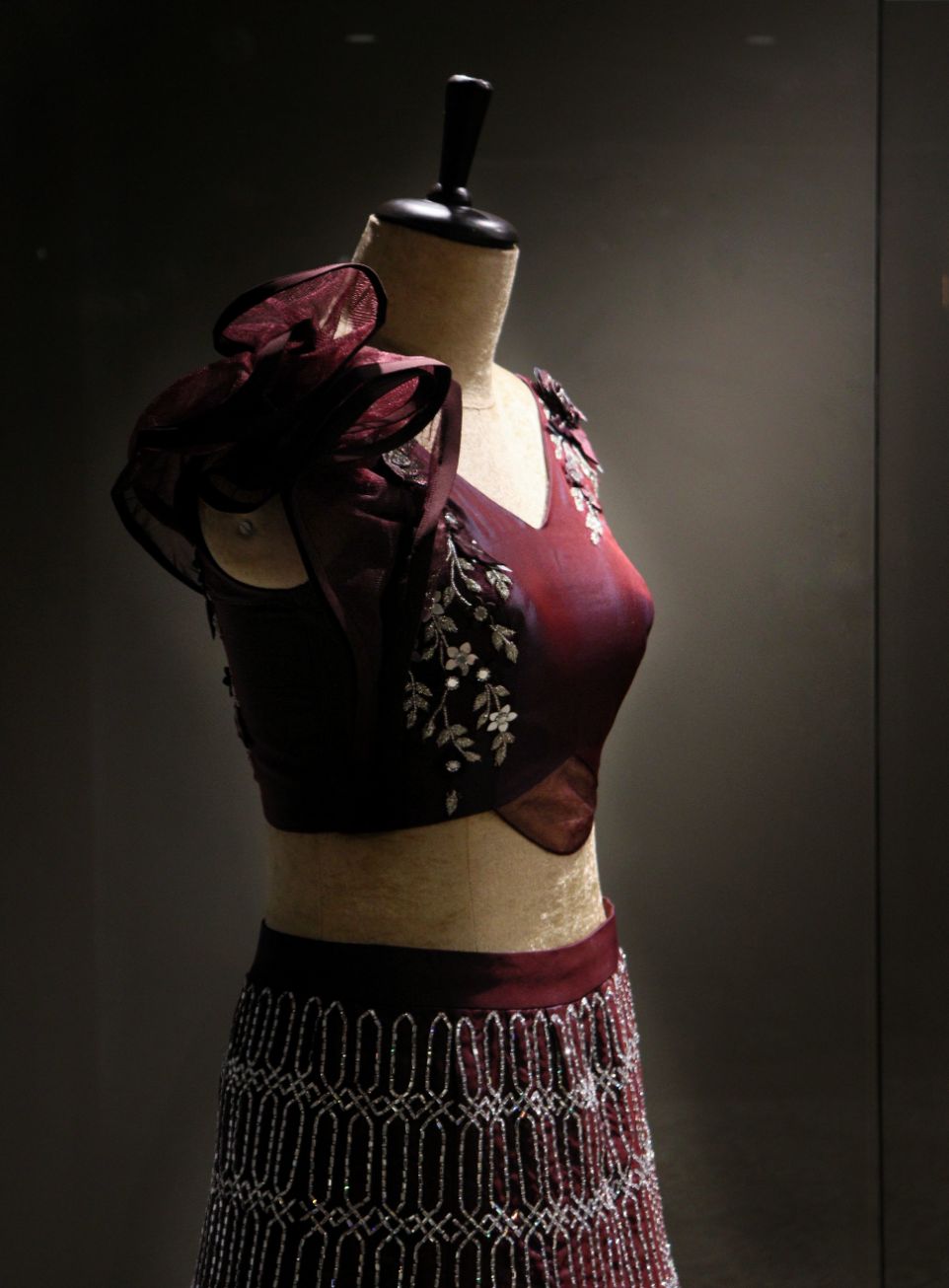 The Dazzles Experience luxury womenswear editorial, look 13